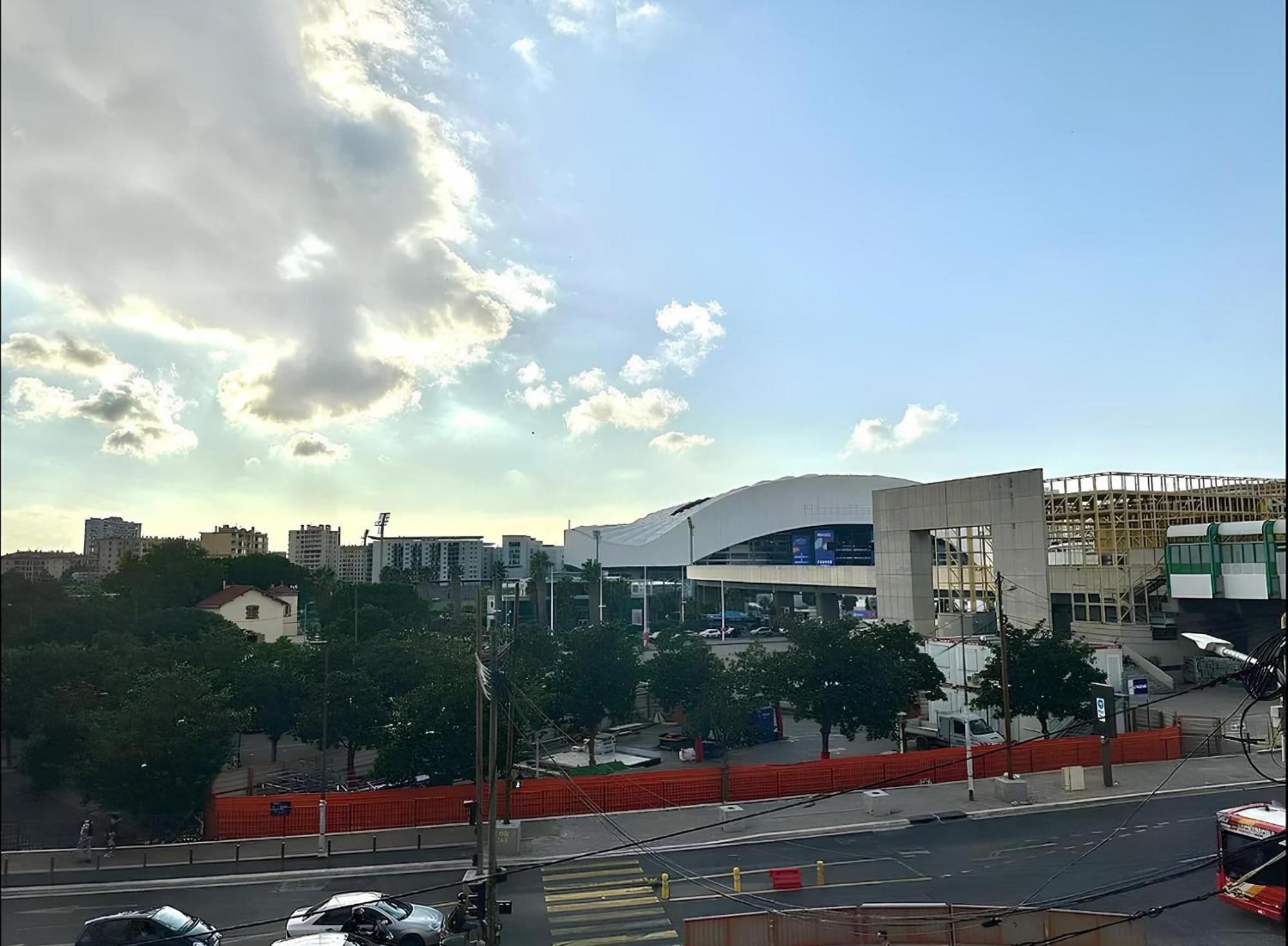 Magnifique Appartement En Face Du Stade Velodrome Marseille Exteriör bild